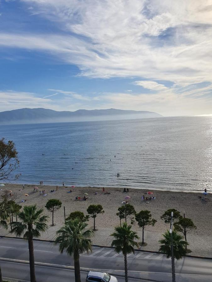 Lungomare Apartment Vlorë エクステリア 写真