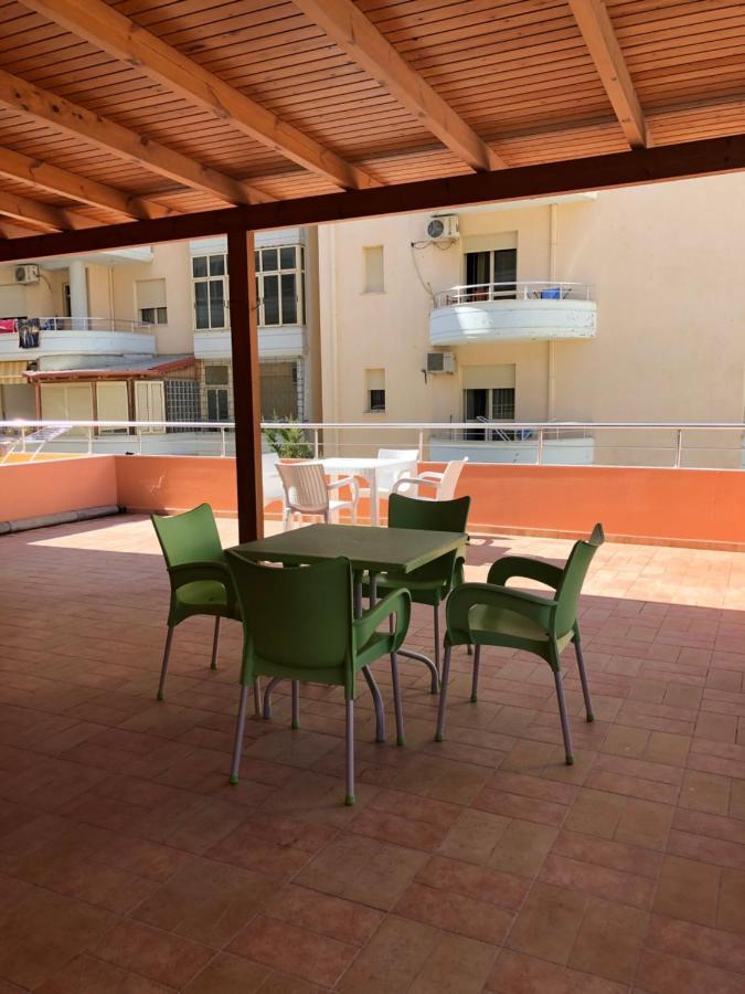 Lungomare Apartment Vlorë エクステリア 写真