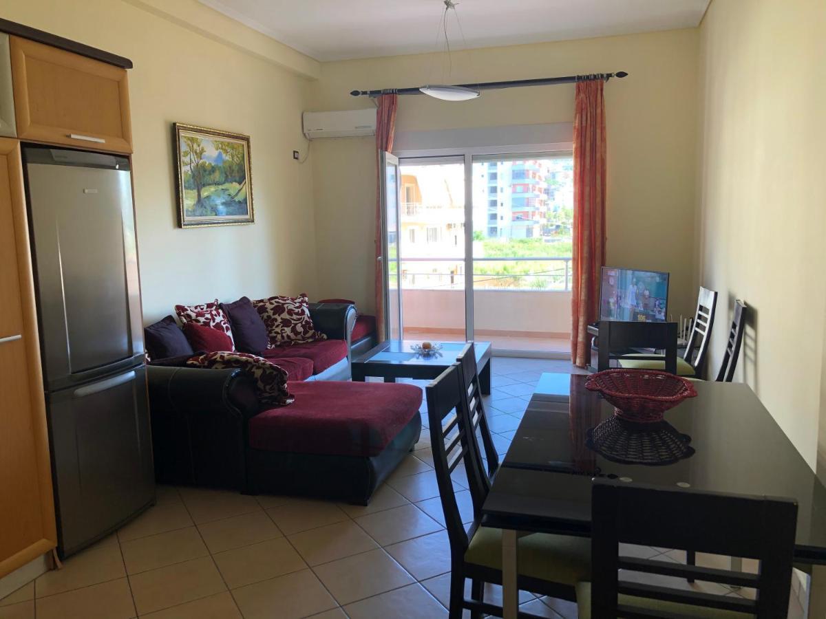 Lungomare Apartment Vlorë エクステリア 写真